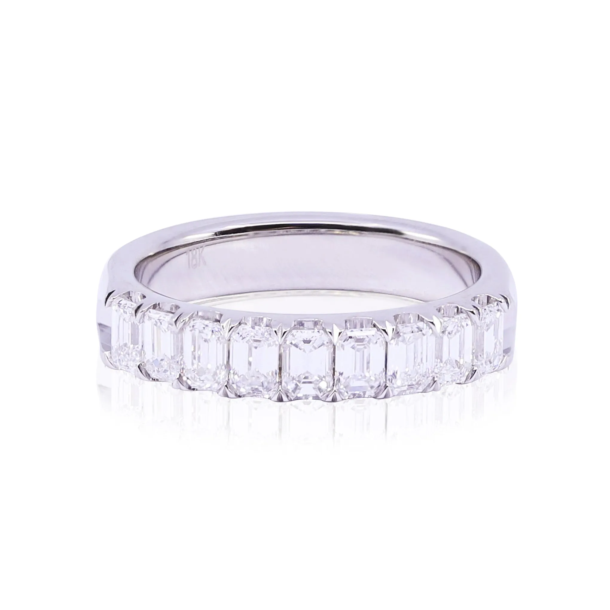 18K WHITE GOLD EMERALD-CUT DIAMOND RING - 1.20CTW