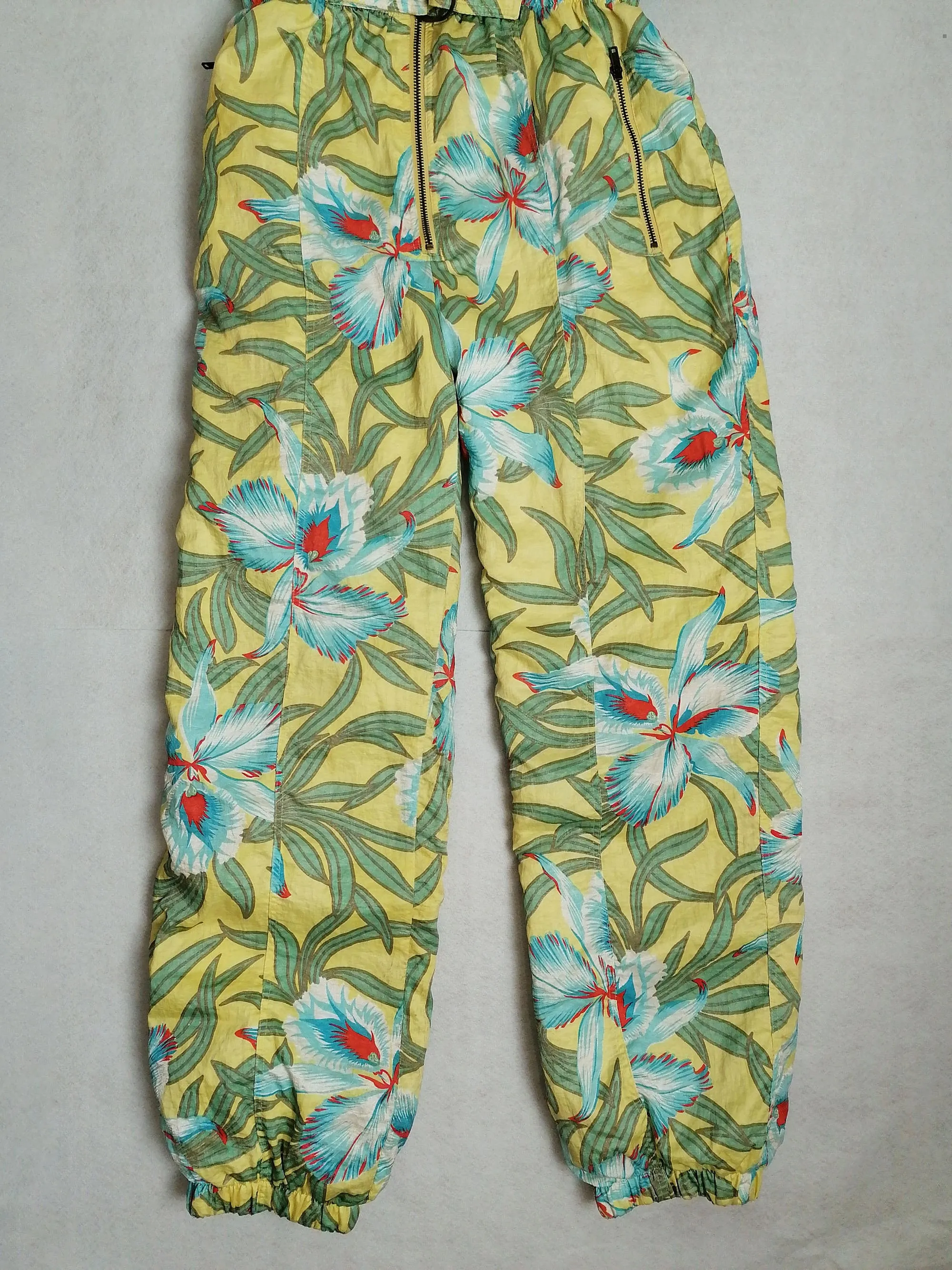 90's Ski Suit Crazy Print Tropical Flowers - size S-M