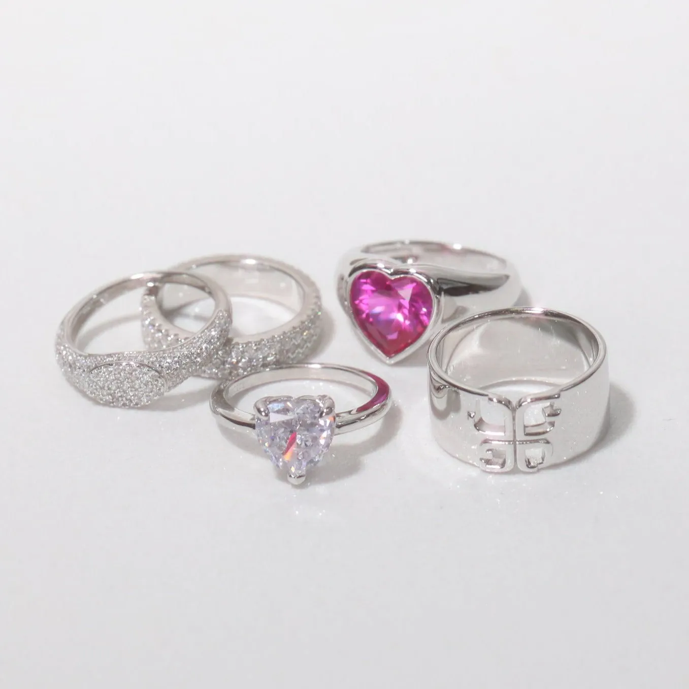 Alia Heart Ring