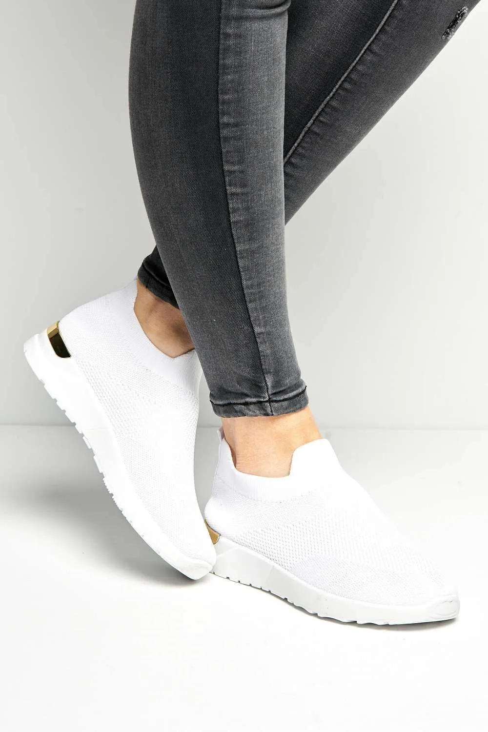 Chelsey Slip On Trainers in White