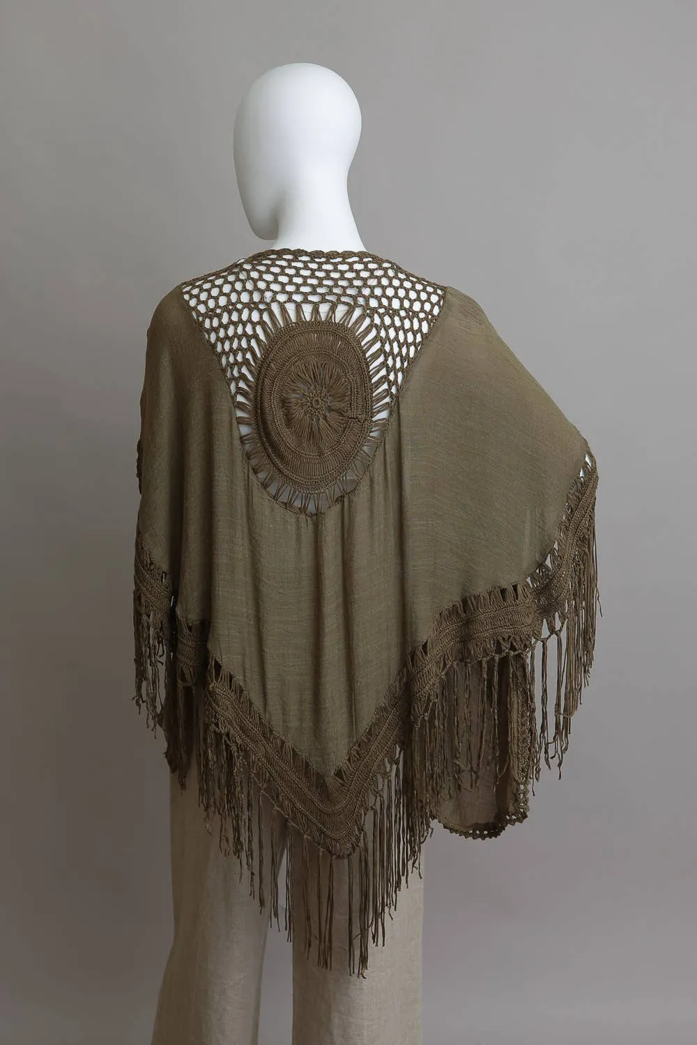 Crochet Medallion Tassel Kimono (3 Colors)