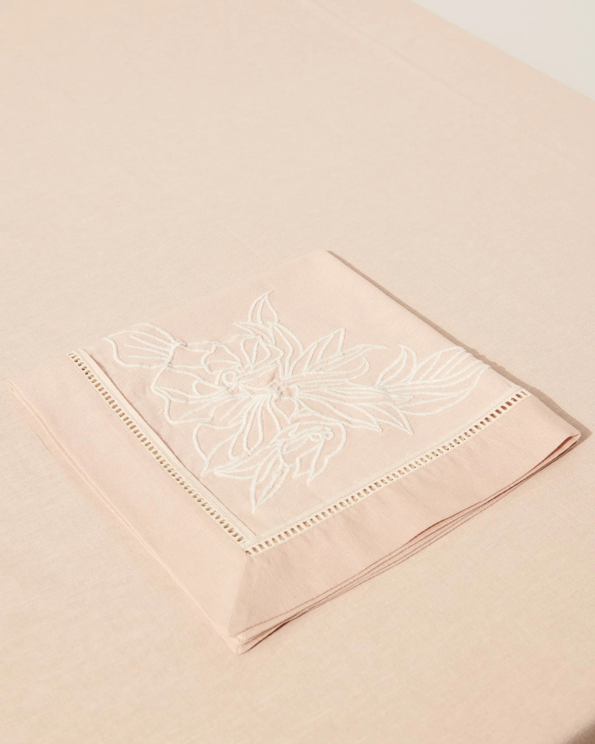 Embroidered Napkin Set of 4