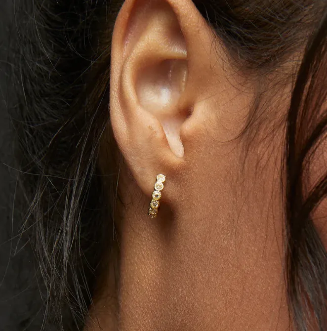 Gold gorjana Madison Huggie Earrings