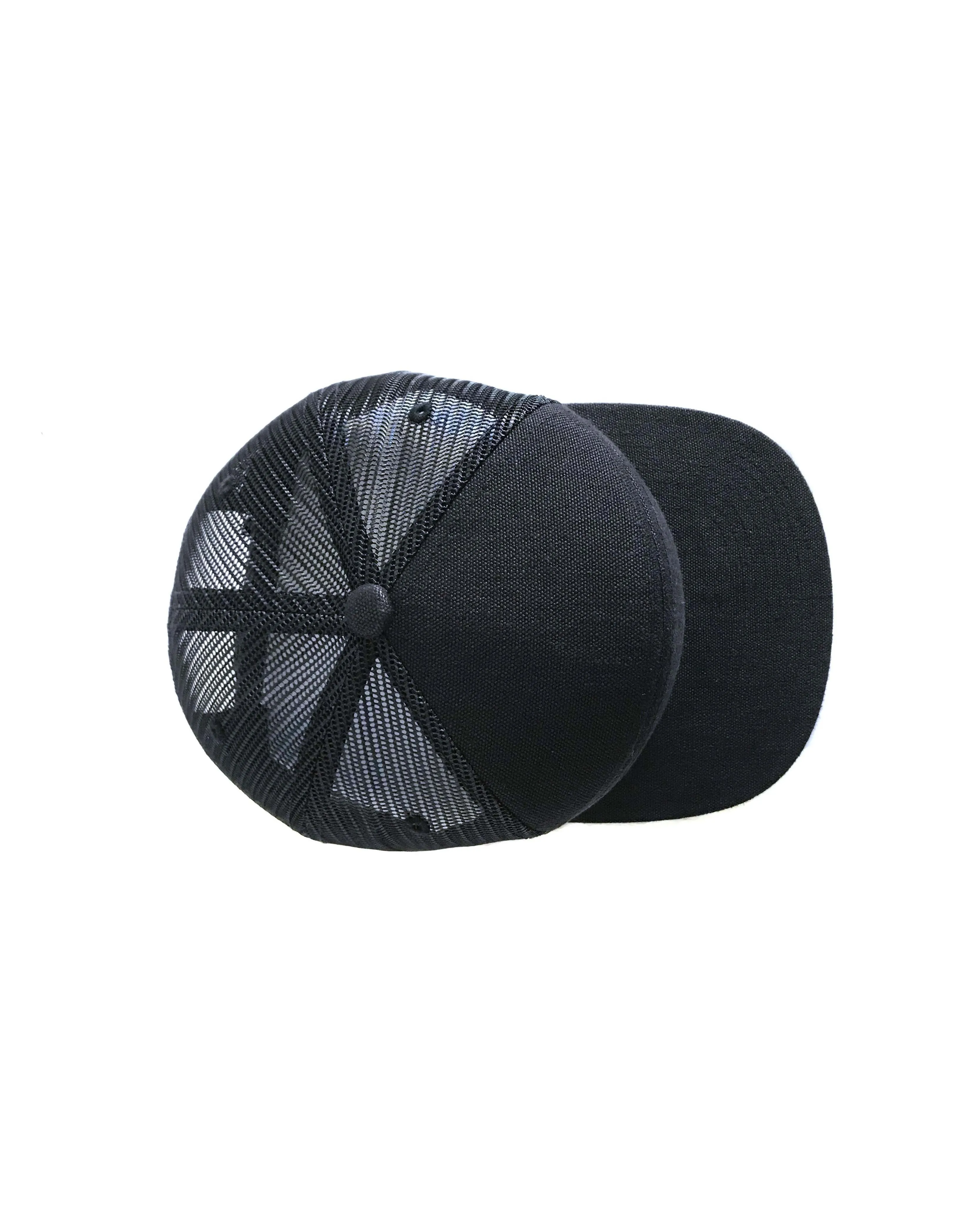 HEMPZOO BLACK LEAF ARCH TRUCKER CAP