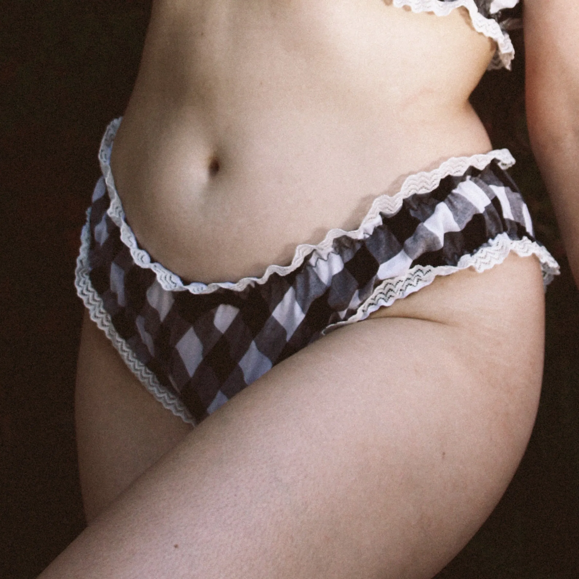 Judith Knickers Black & White Check