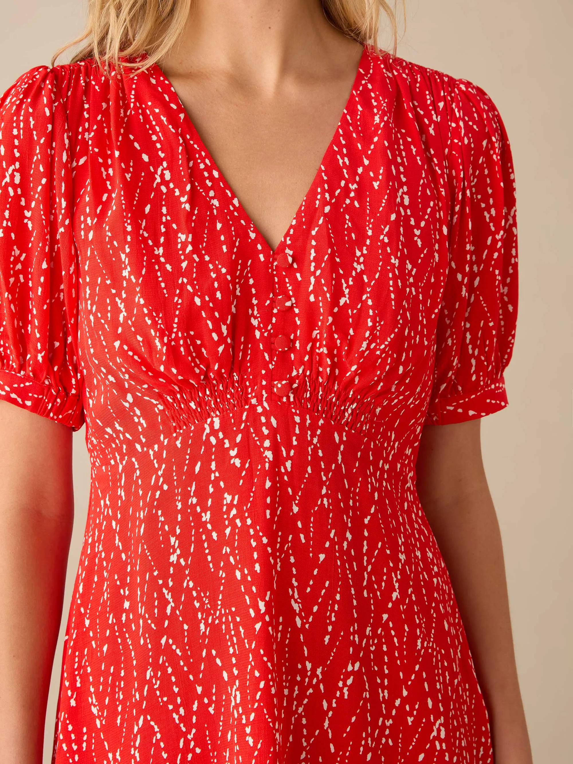 Red Dash Print Shirred Shoulder Short Dress