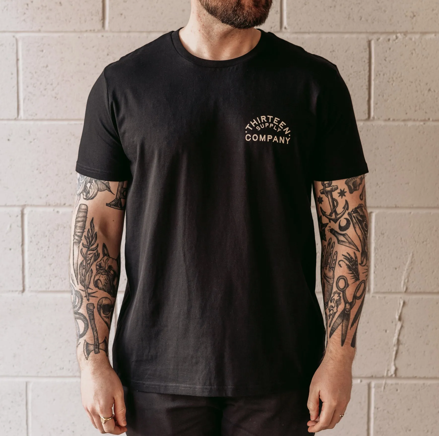 SNAKEBITE - BLACK UNISEX T-SHIRT