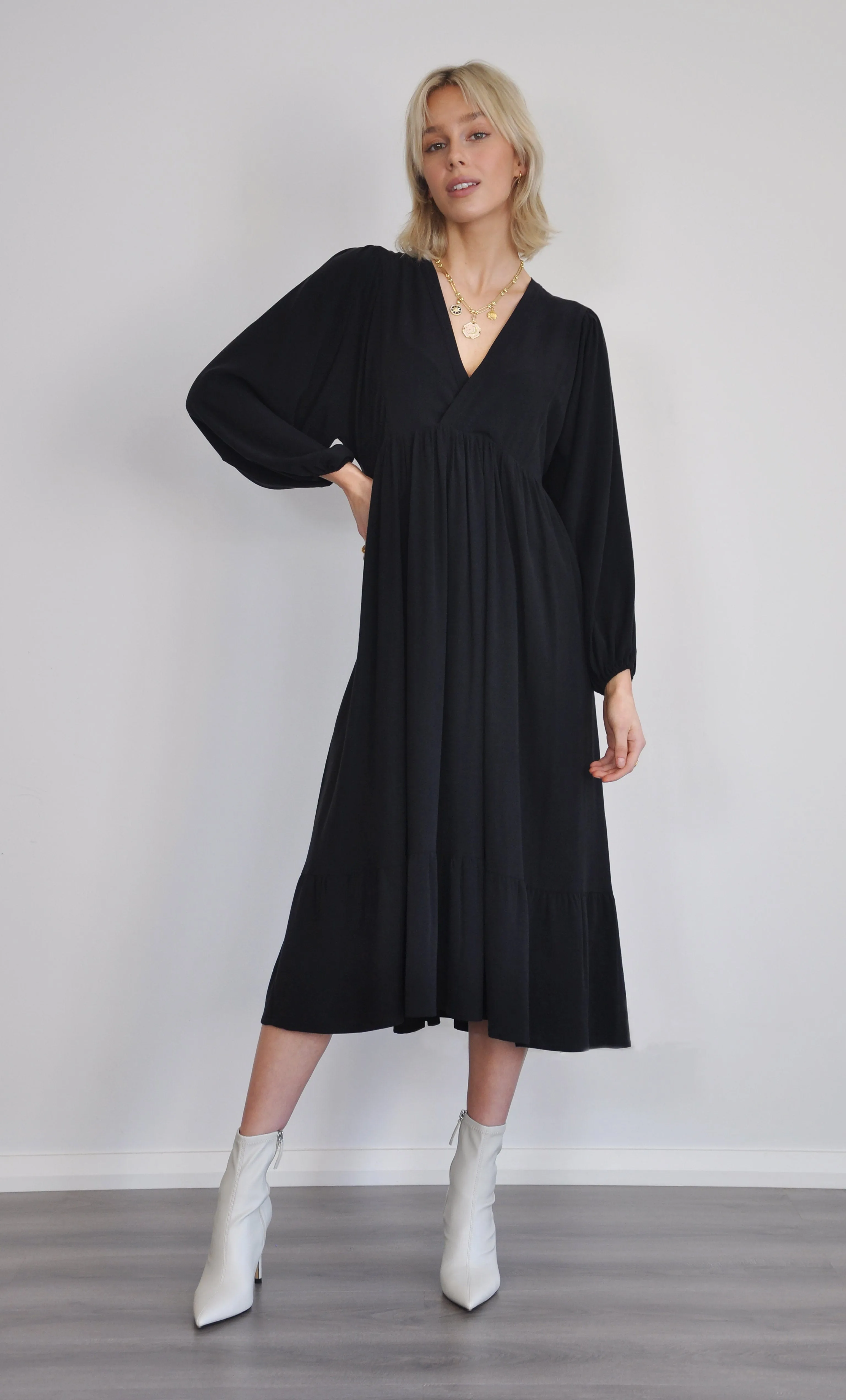 The Tunik Harper midi dress - Black